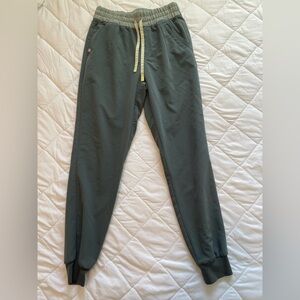 Figs Women’s Green Scrubs